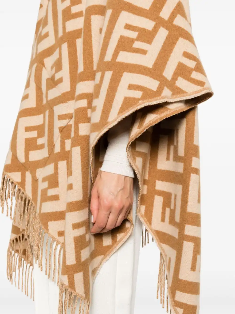 Cheap FENDI FF-jacquard cashmere poncho