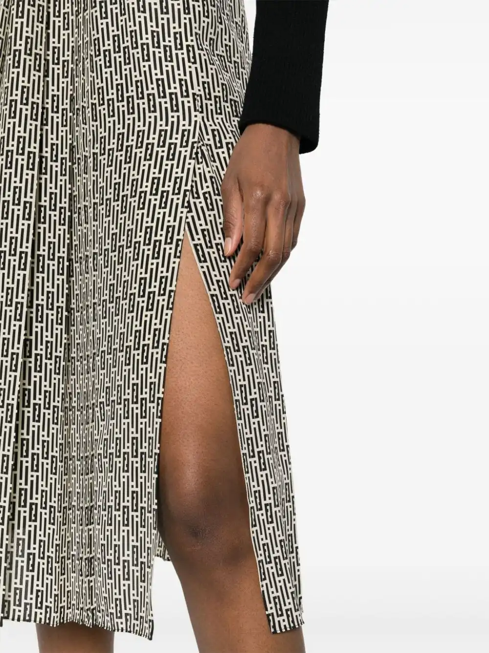 Affordable FENDI graphic-print silk midi skirt