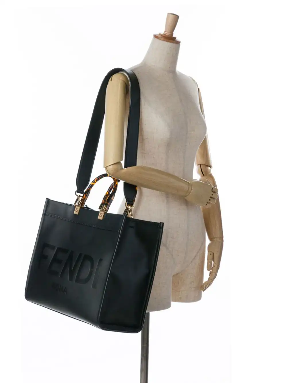 Affordable Fendi 2010-2024 Medium Sunshine Shopper Tote satchel