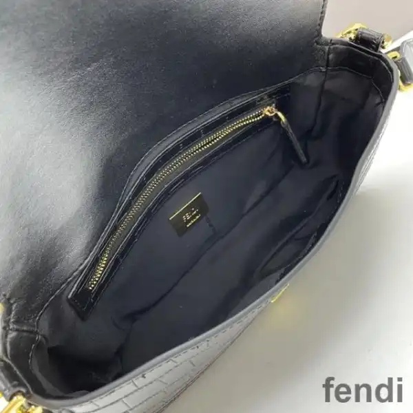 Affordable Fendi Baguette Bag In Crocodile Leather Black