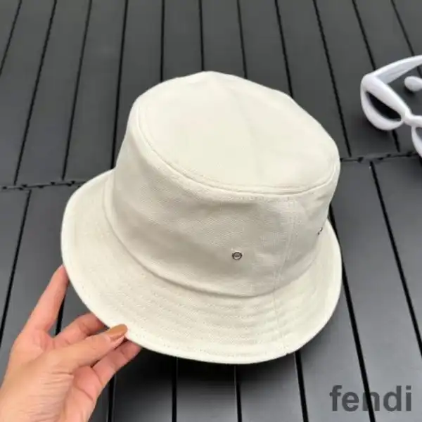 Affordable Fendi Bucket Hat In Fendi Roma Canvas White