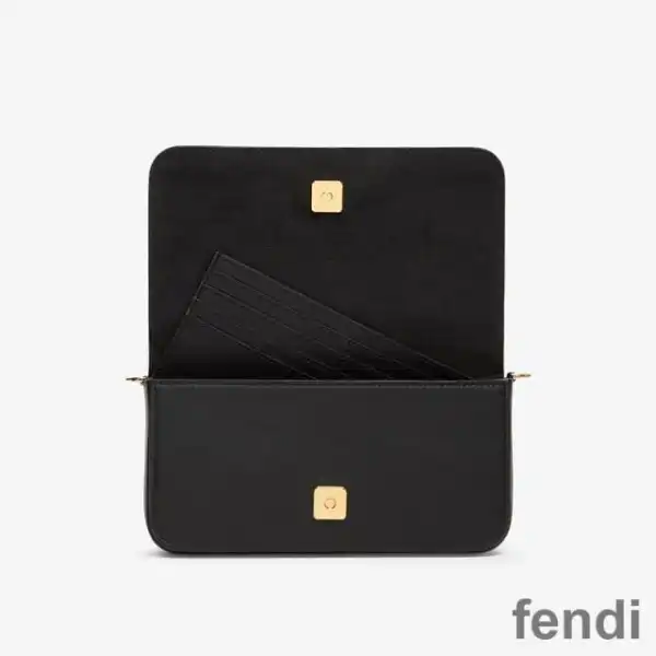 Affordable Fendi Fendigraphy Wallet with Chain In Calf Leather Black