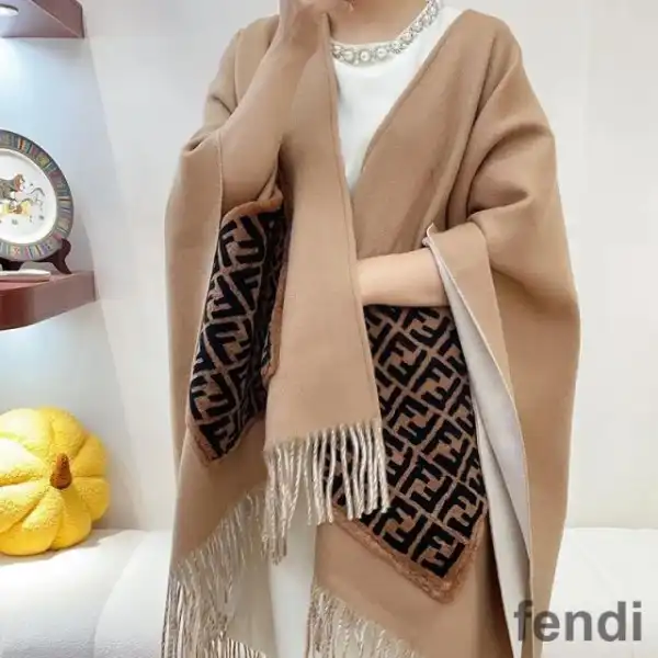 Cheap Fendi Poncho In Cashmere and Wool Khaki