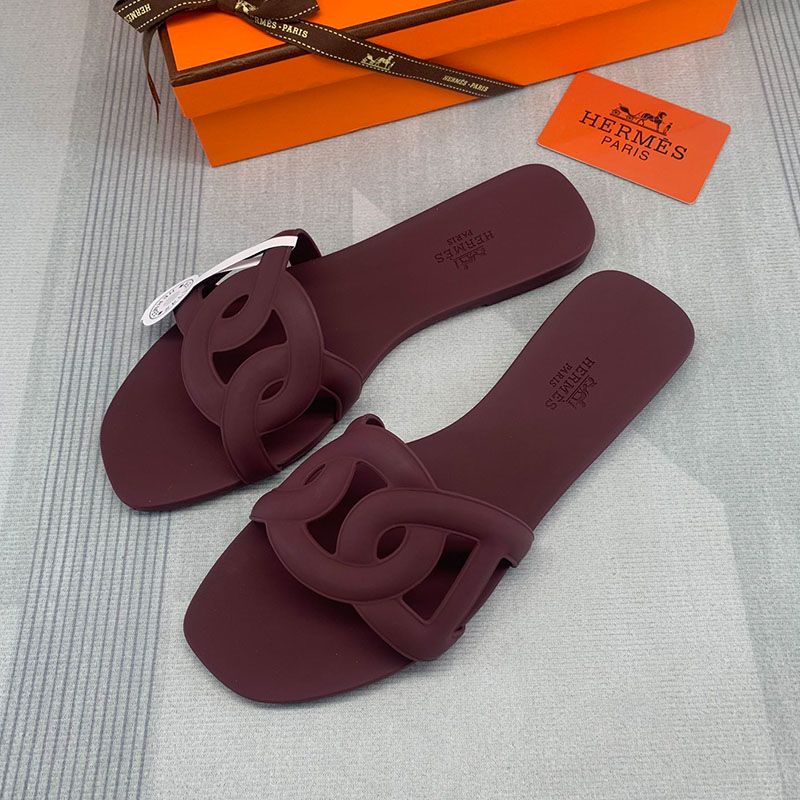 Hermes Aloha Slides Women Rubber with Chaine D'ancre In Burgundy