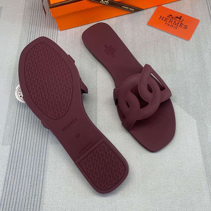 Hermes Aloha Slides Women Rubber with Chaine D'ancre In Burgundy