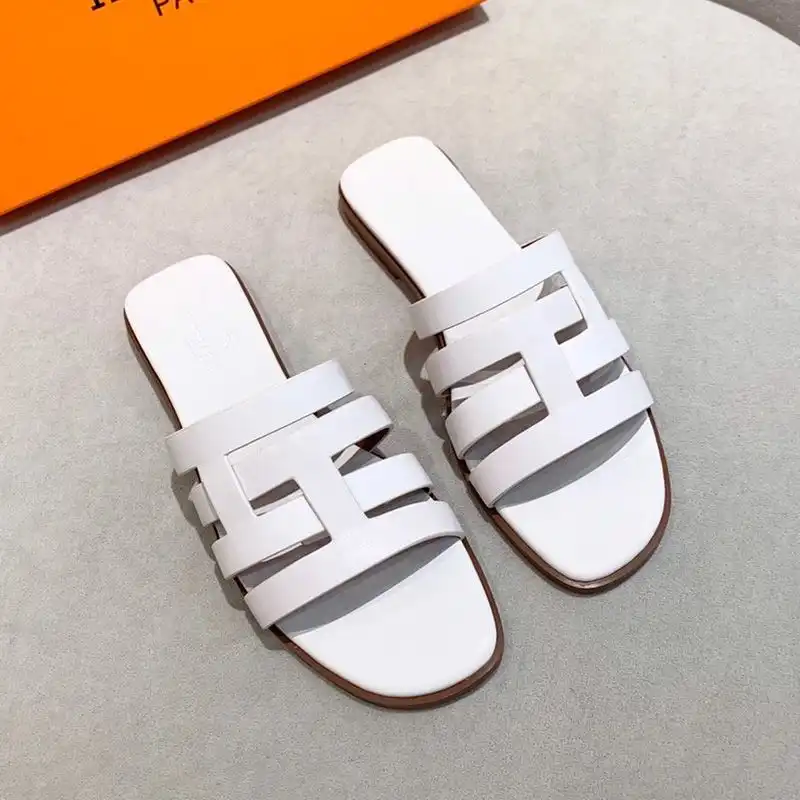 Hermes Amore Slides Women Calfskin In White