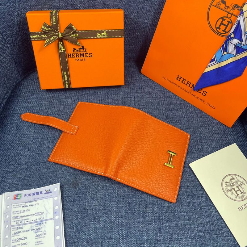 Hermes Bearn Compact Wallet Epsom Leather Gold Hardware In Orange