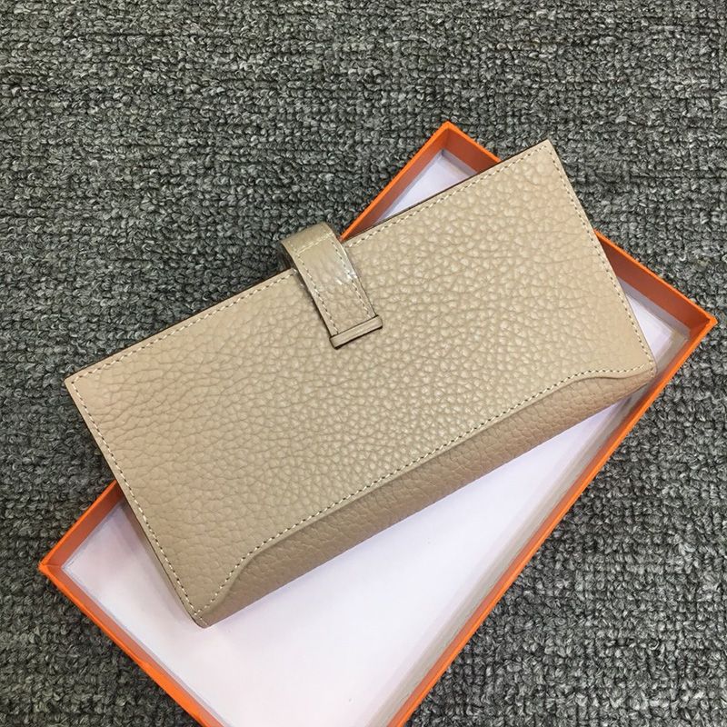 Hermes Bearn Wallet Togo Leather Palladium Hardware In Apricot