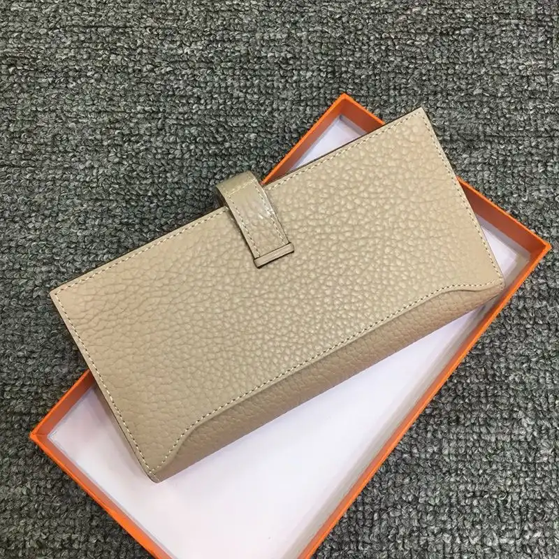 Affordable Hermes Bearn Wallet Togo Leather Palladium Hardware In Apricot