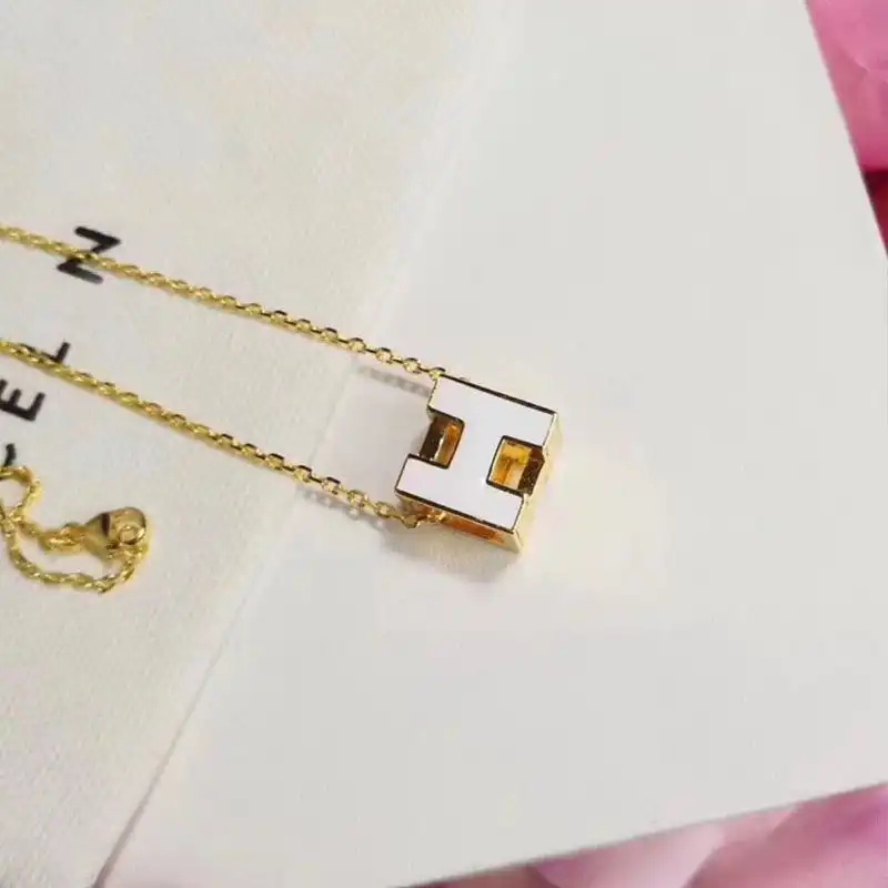 Affordable Hermes Cage D'H Pendant Necklace In White