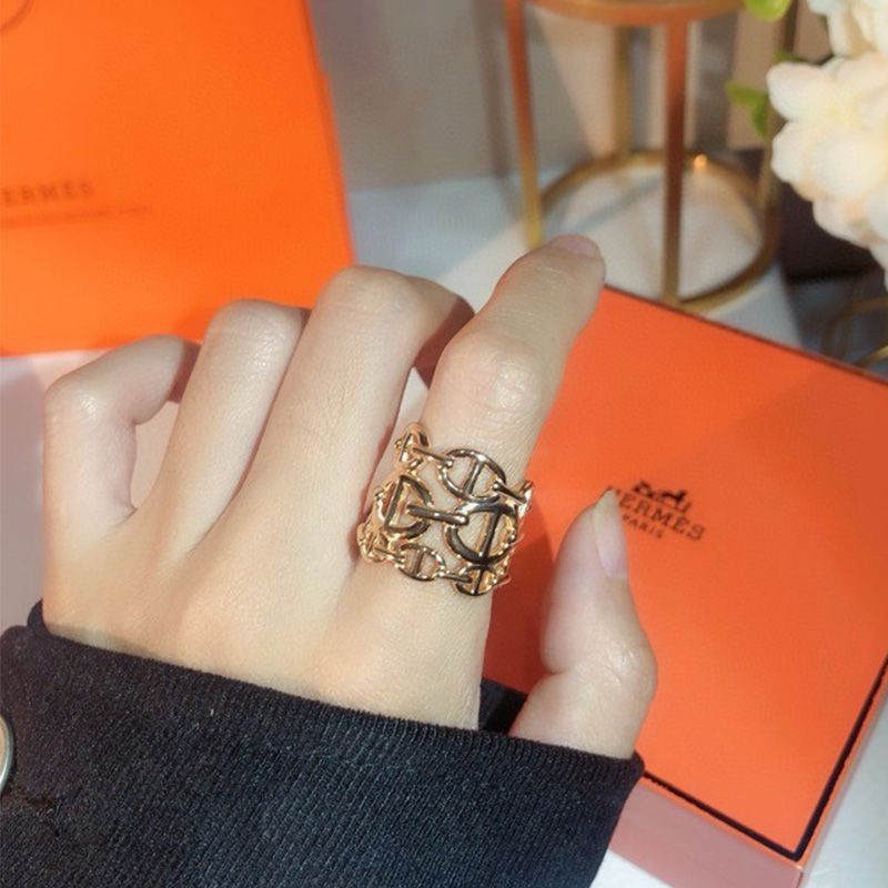 Hermes Chaine D'Ancre Ring Rose Gold