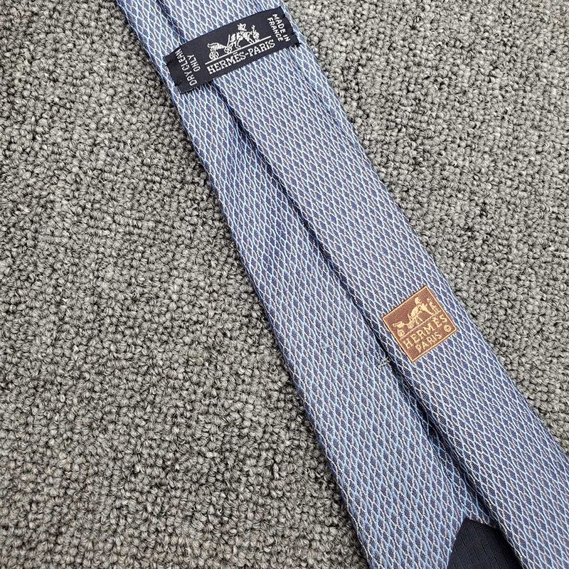 Hermes Crosslines Silk Tie In Sky Blue