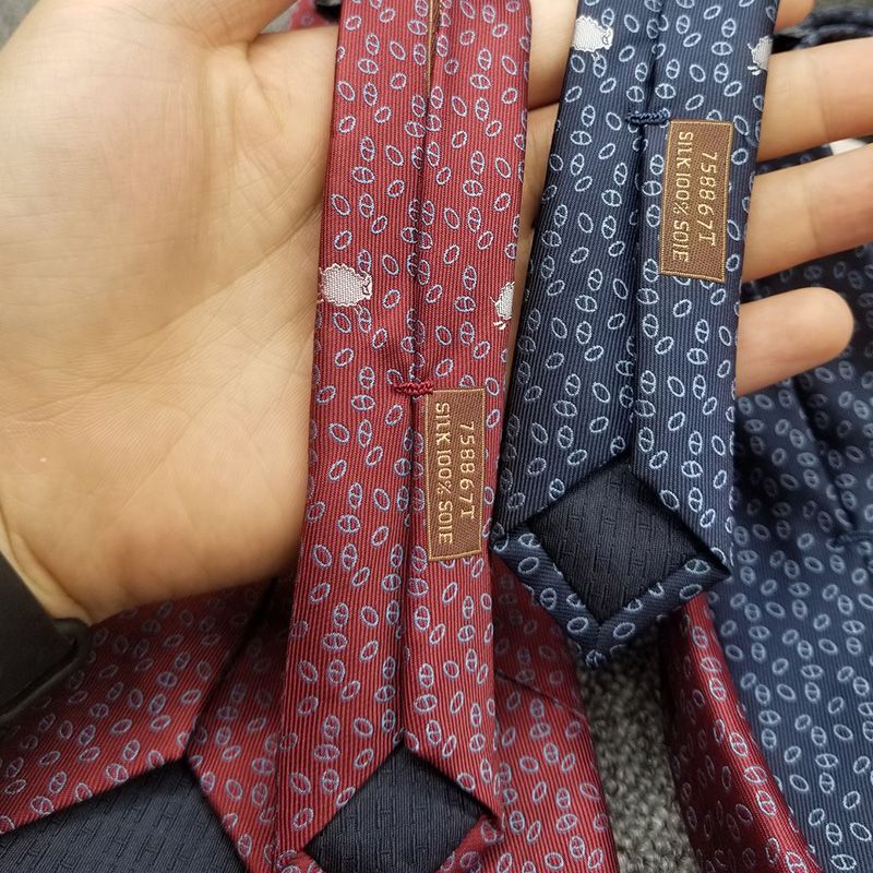 Hermes Double 6 Tissee Maillon Tie In Red