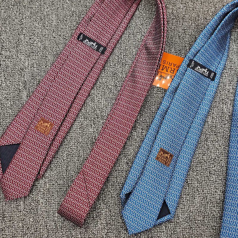 Hermes Double Baucher Tie In Blue