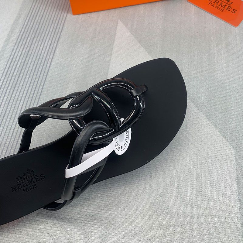 Hermes Egerie Slides Women Rubber with Chaine D'ancre In Black