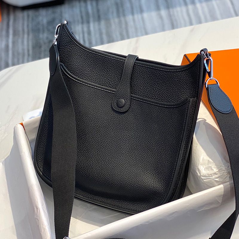 Hermes Evelyne Bag Clemence Leather Palladium Hardware In Black