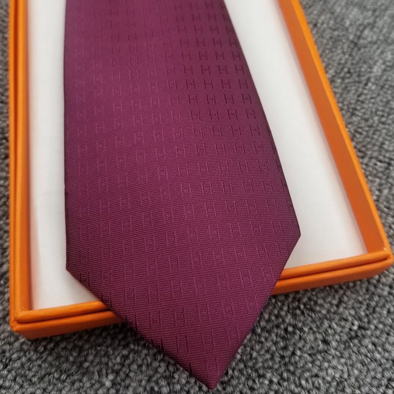 Hermes Faconnee H Bicolore Tie In Red