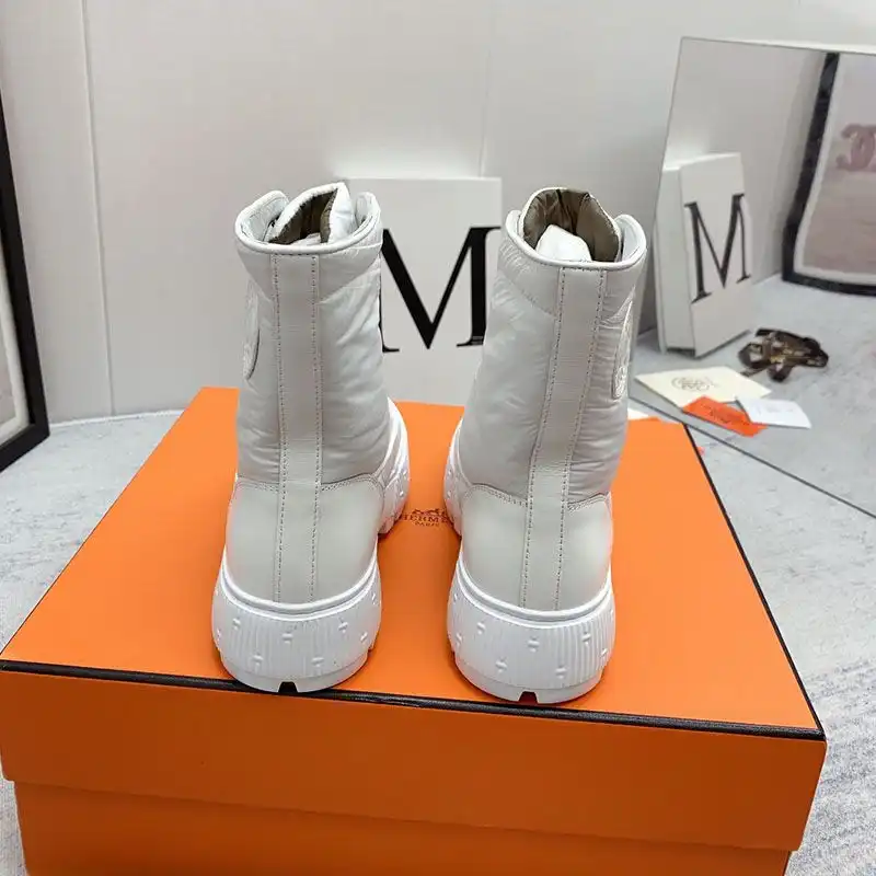 Affordable Hermes Fresh Ankle Boots Women Calfskin and Parachute with Logo Emblem In White