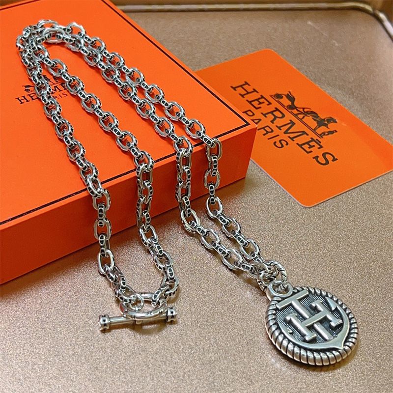 Hermes H Anchor Round Pendant Necklace Silver