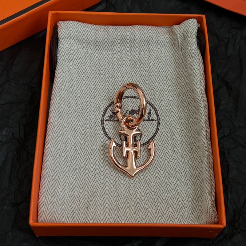 Hermes H Logo Anchor Keyring Metal In Gold