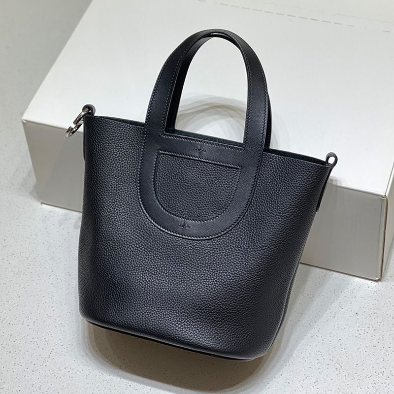 Hermes In-The-Loop 18 Bag Clemence Leather Palladium Hardware In Black