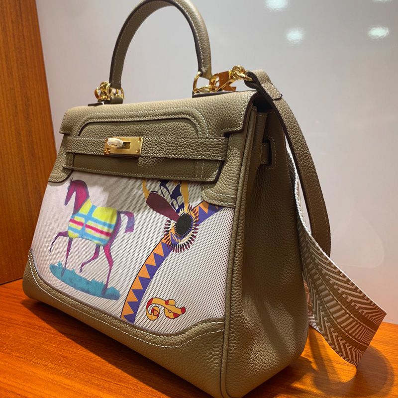 Hermes Kelly Bag with Amazone Barenia Horse Print Togo Leather Gold Hardware In Olive