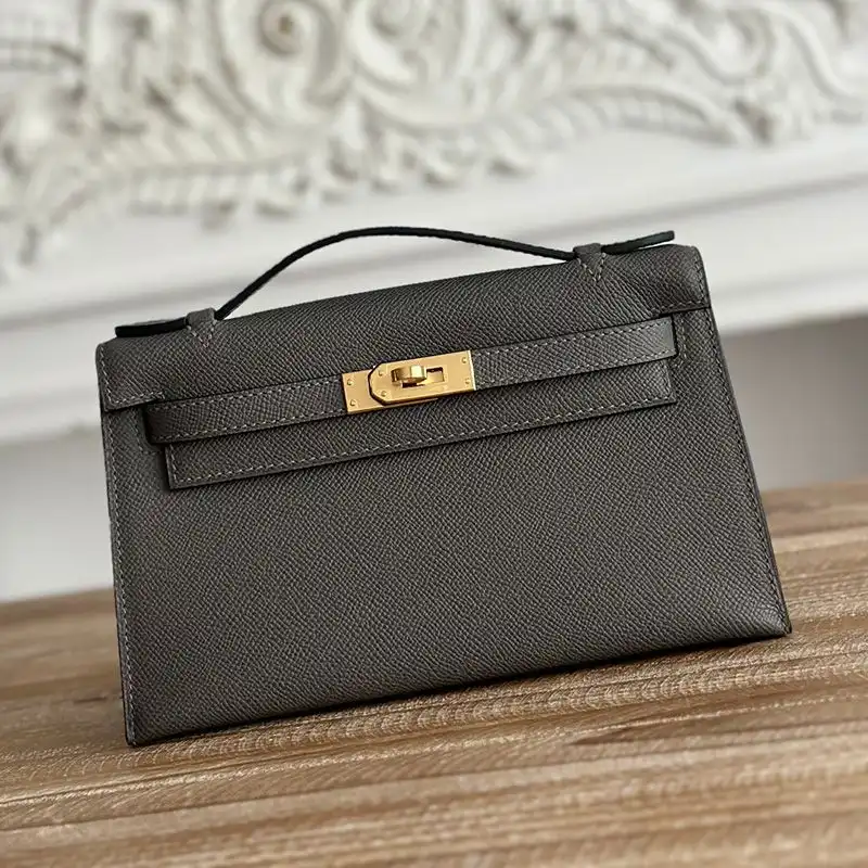 Hermes Kelly Pochette Epsom Leather Gold Hardware In Etain Grey