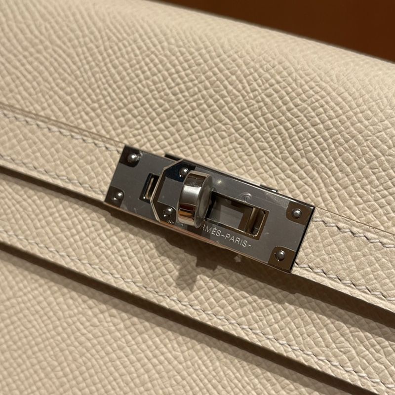 Hermes Kelly Wallet Epsom Leather Palladium Hardware In Beige