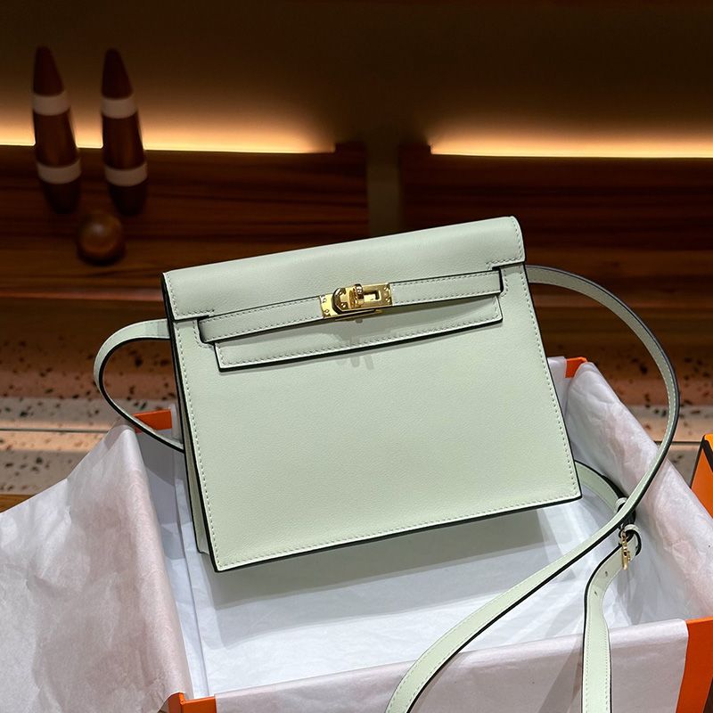 Hermes Kelly Danse Bag Swift Leather Gold Hardware In Mint Green