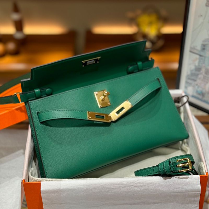 Hermes Kelly Elan Bag Chevre Leather Gold Hardware In Green