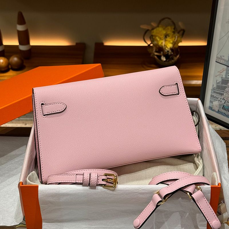 Hermes Kelly Elan Bag Chevre Leather Gold Hardware In Pink