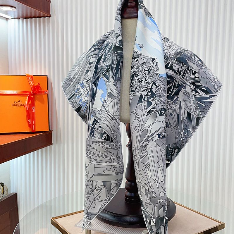 Hermes La Vallee De Cristal Scarf 90 In Grey