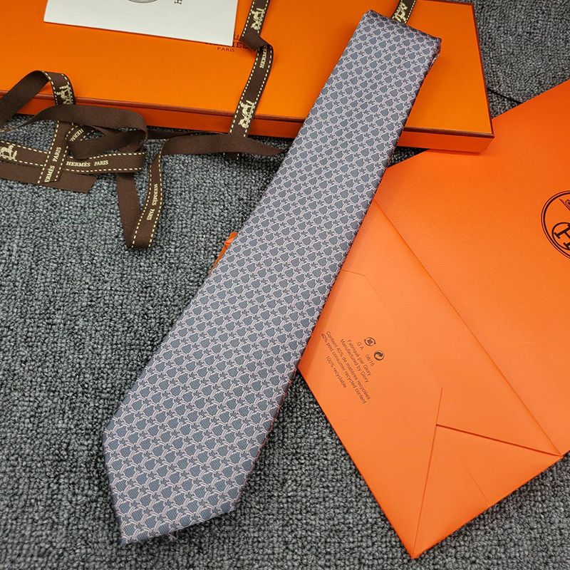 Hermes Le Pied A L'Etrier Tie In Pink