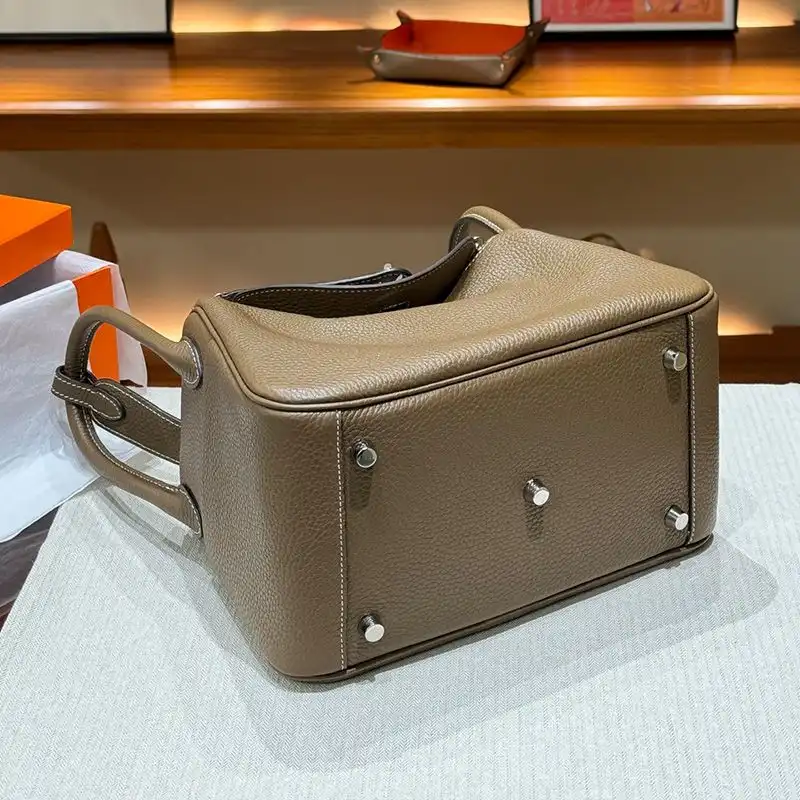 Affordable Hermes Lindy Bag Clemence Leather Palladium Hardware In Khaki