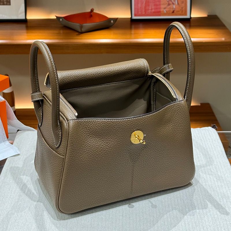 Hermes Lindy Bag Clemence Leather Palladium Hardware In Khaki