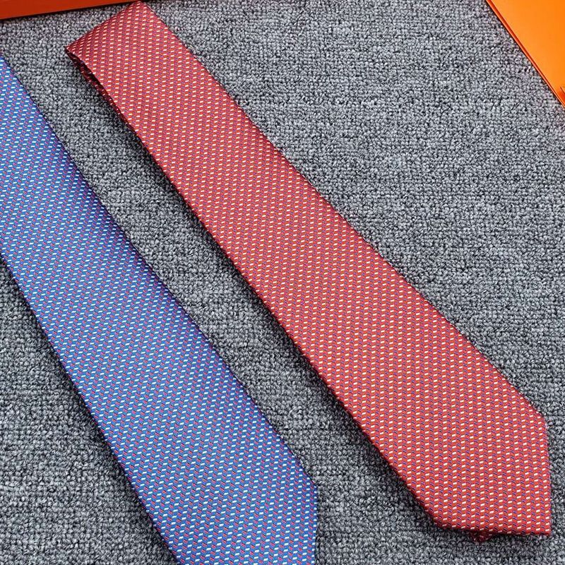 Hermes Maille De Soie 4 Temps Tie In Red