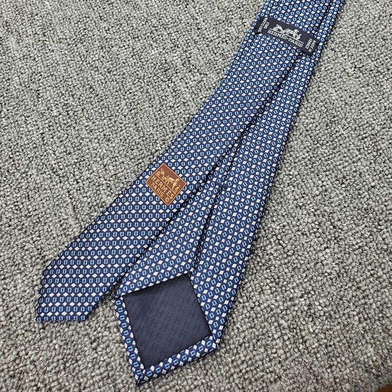 Hermes Maillon Shirting Tie In Blue