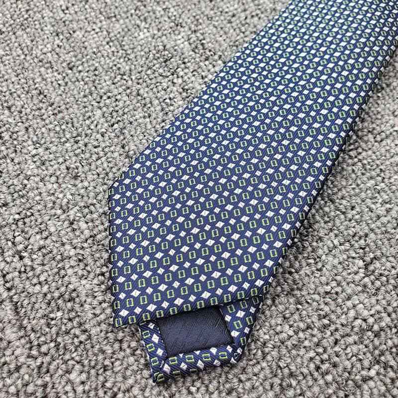 Hermes Maillon Shirting Tie In Green