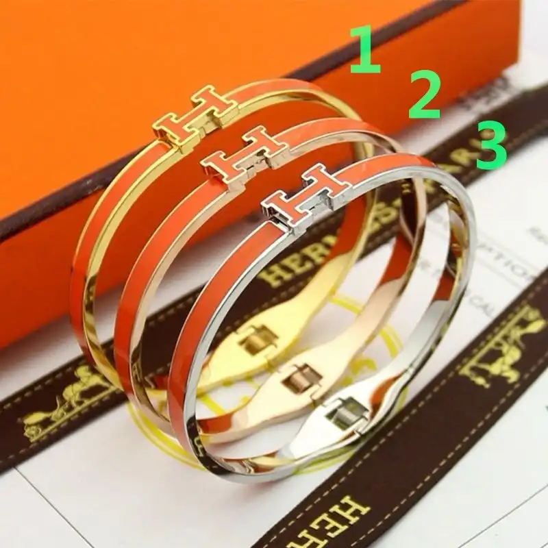 Hermes Narrow Clic H Bracelet In Orange