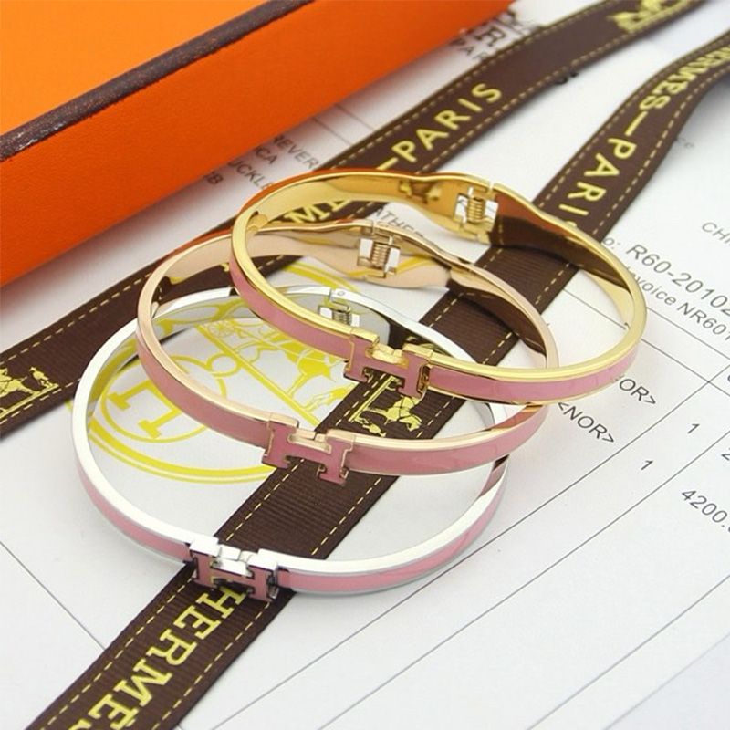 Hermes Narrow Clic H Bracelet In Pink