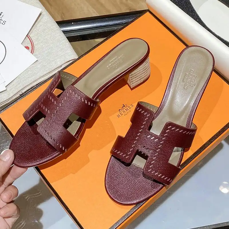 Hermes Oasis Slides Women Hollow Leather In Burgundy