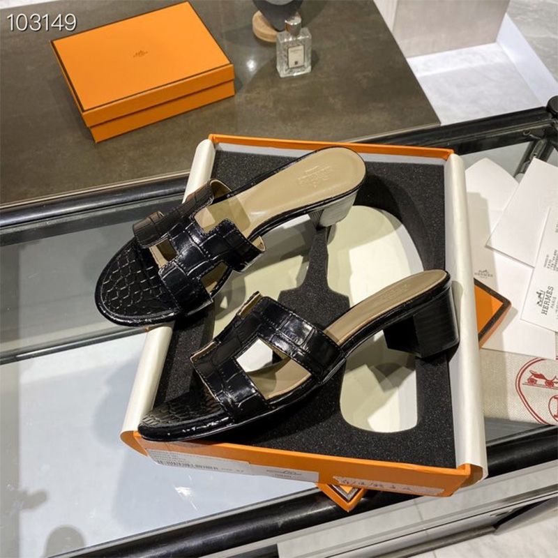 Hermes Oasis Slides Women Alligator Leather In Black