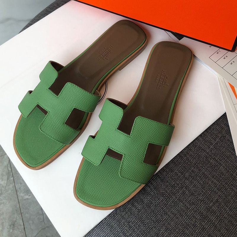 Hermes Oran Slides Women Grain Calfskin In Green