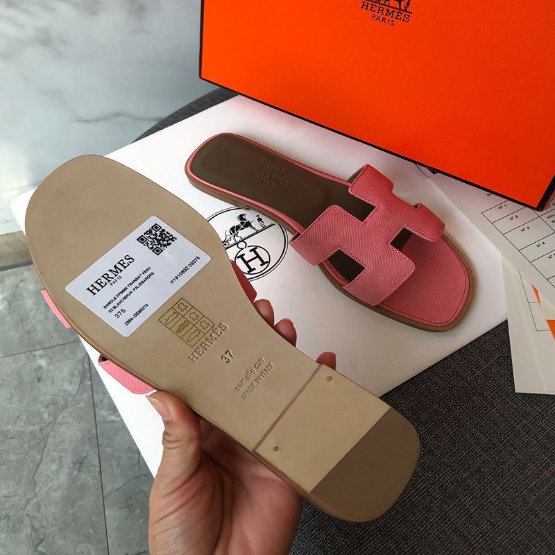 Hermes Oran Slides Women Grain Calfskin In Pink