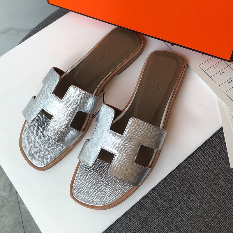 Hermes Oran Slides Women Grain Calfskin In Silver