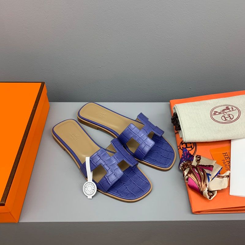 Hermes Oran Slides Women Crocodile Leather In Violet