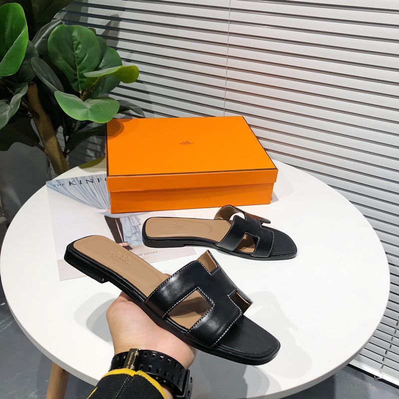 Hermes Oran Slides Women Calfskin In Black