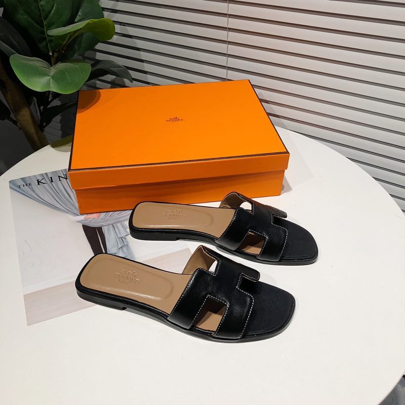 Hermes Oran Slides Women Calfskin In Black