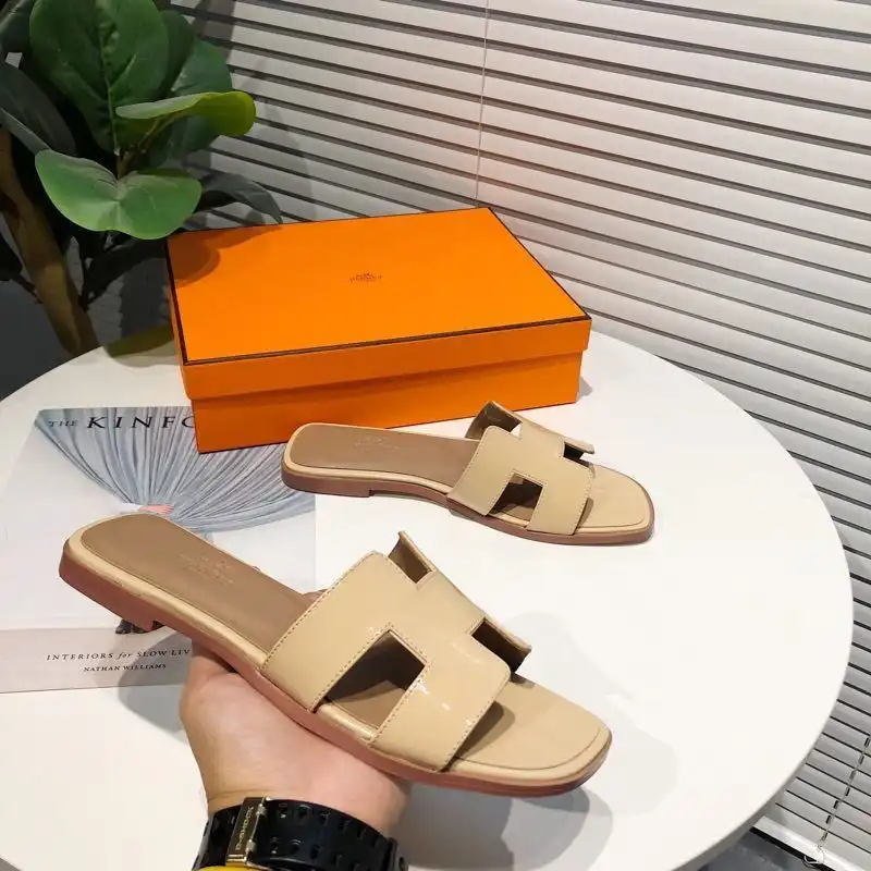 Hermes Oran Slides Women Nappa Leather In Apricot