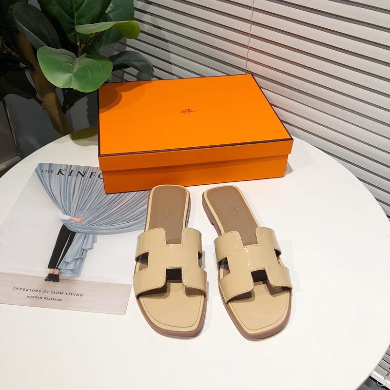 Hermes Oran Slides Women Nappa Leather In Apricot